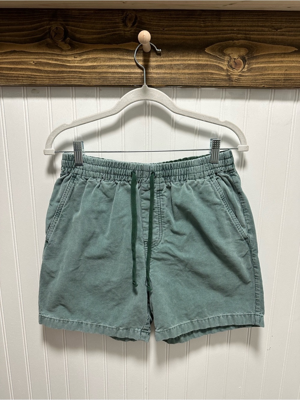 J. Crew Green 100% Cotton Drawstring Men's Shorts corduroy beach sz s wide wale